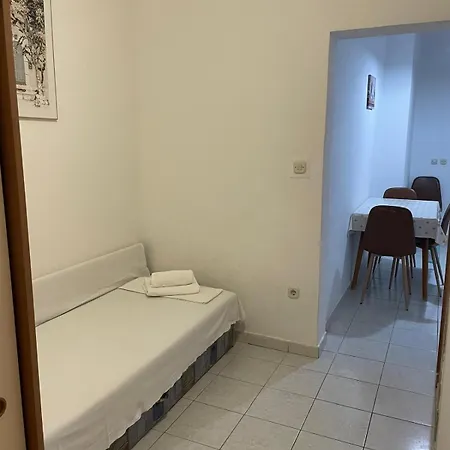 With A Parking Space Zivogosce - Blato, Makarska - 22253 アパート ポドゥゴラ