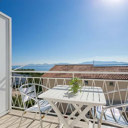With Parking Space Zivogosce - Blato, Makarska - 22253 Lägenhet Podgora (Split-Dalmatia)