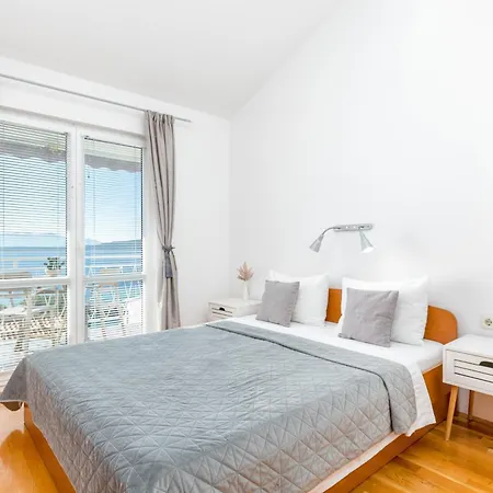 With Parking Space Zivogosce - Blato, Makarska - 22253 Podgora (Split-Dalmatia)